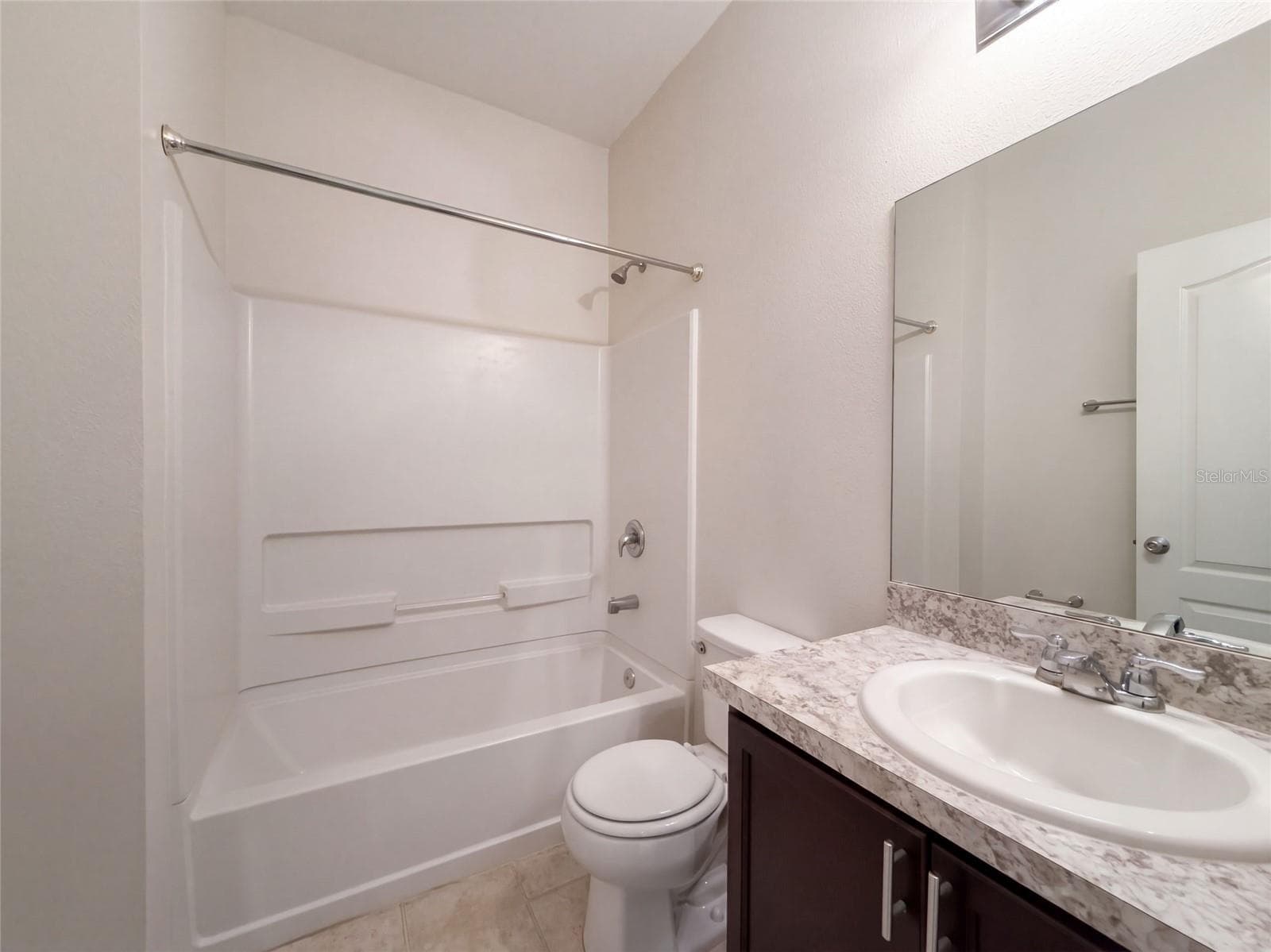 Single Family Residence at 7607 TANGLE RUSH DR, GIBSONTON, photo 17 of 28