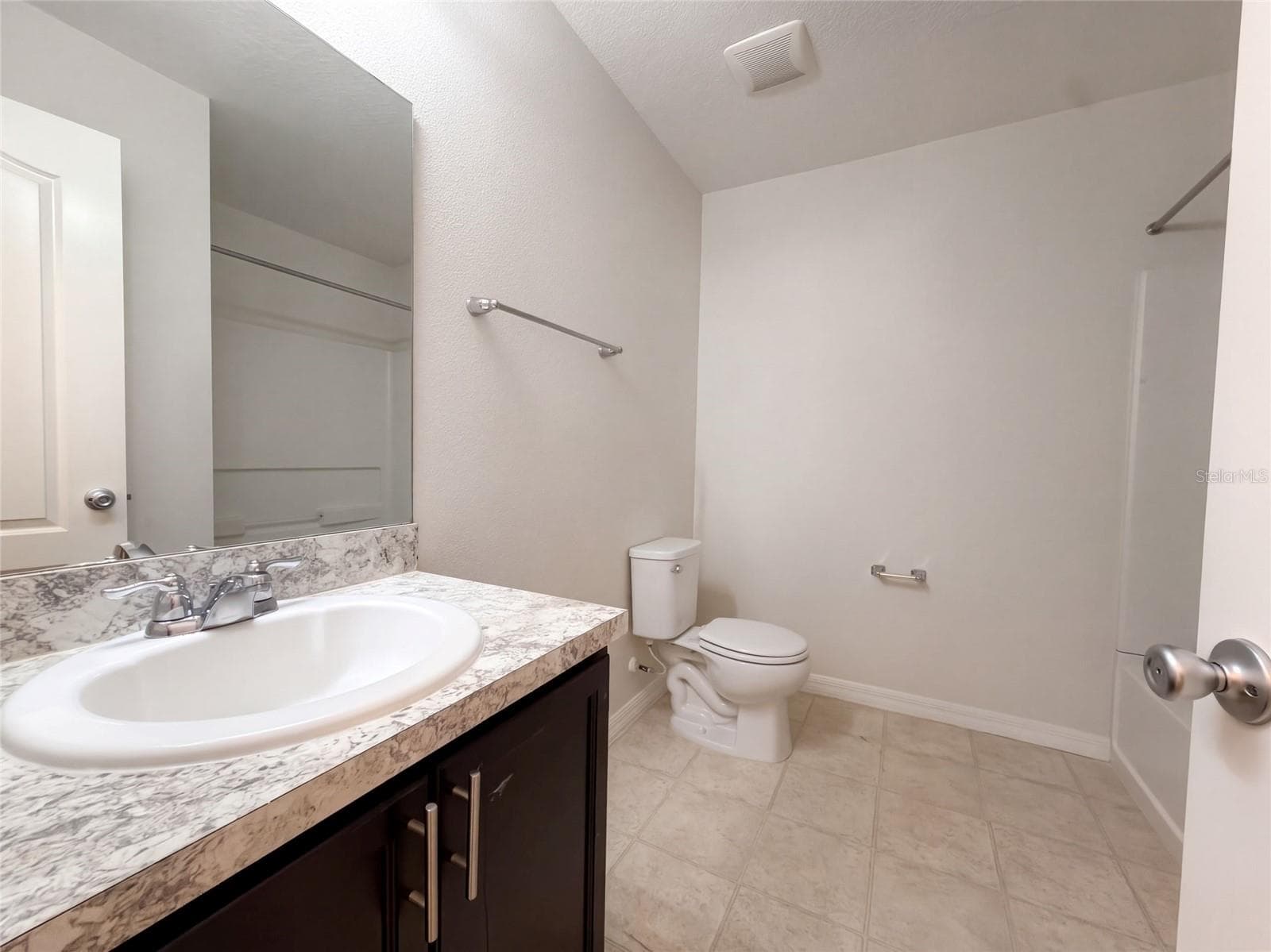 Single Family Residence at 7607 TANGLE RUSH DR, GIBSONTON, photo 19 of 28