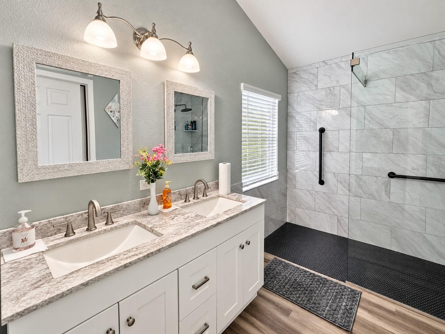 Single Family Residence at 527 DUNOON ST, OCOEE, photo 12 of 18