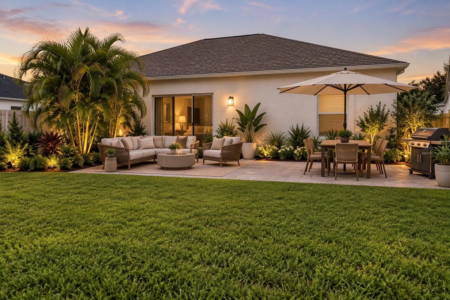 Virtually staged designer backyard - 5912 33RD DR E, PALMETTO