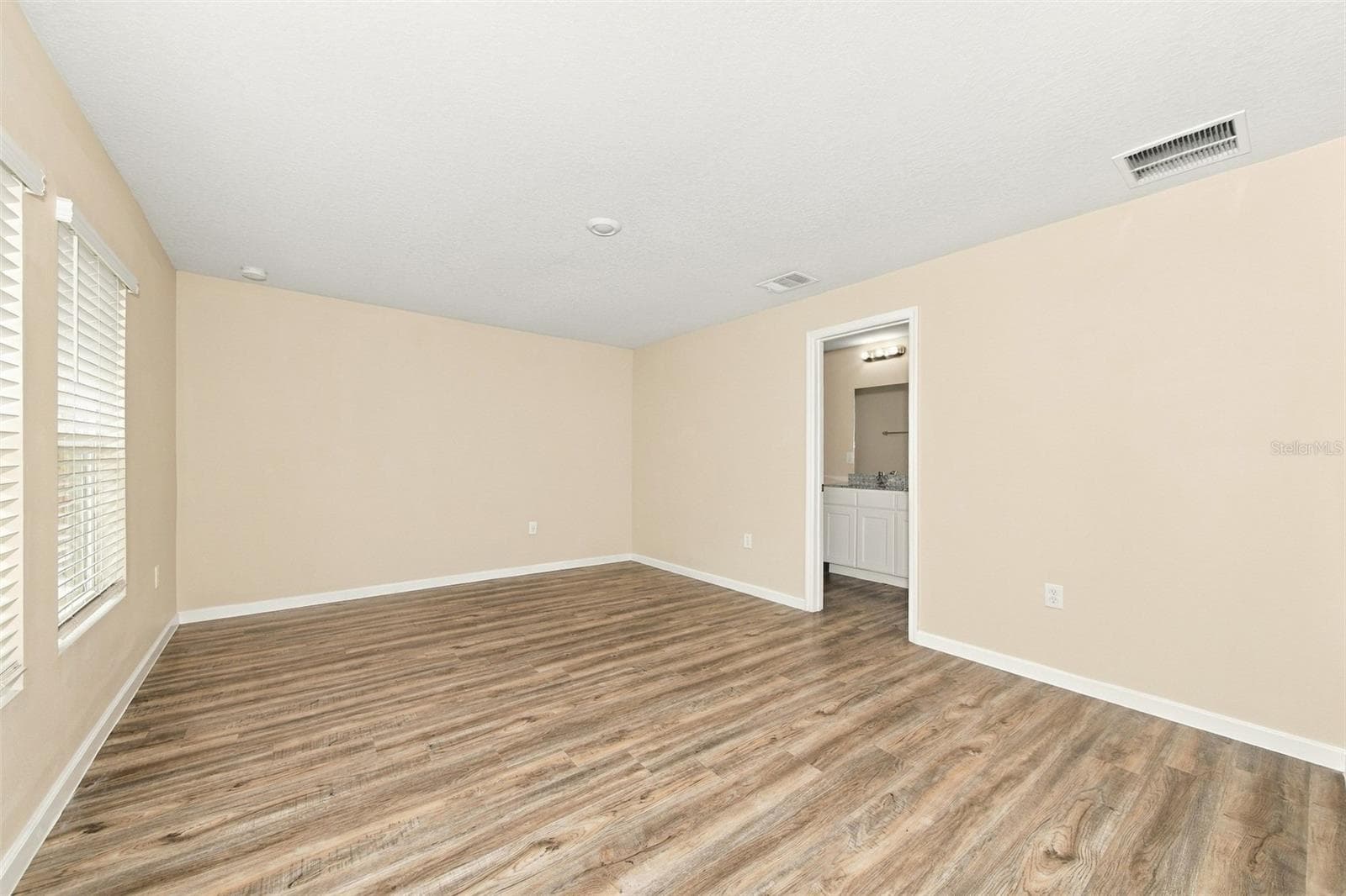 Single Family Residence at 62 PRINCE ERIC LN, PALM COAST, photo 7 of 16