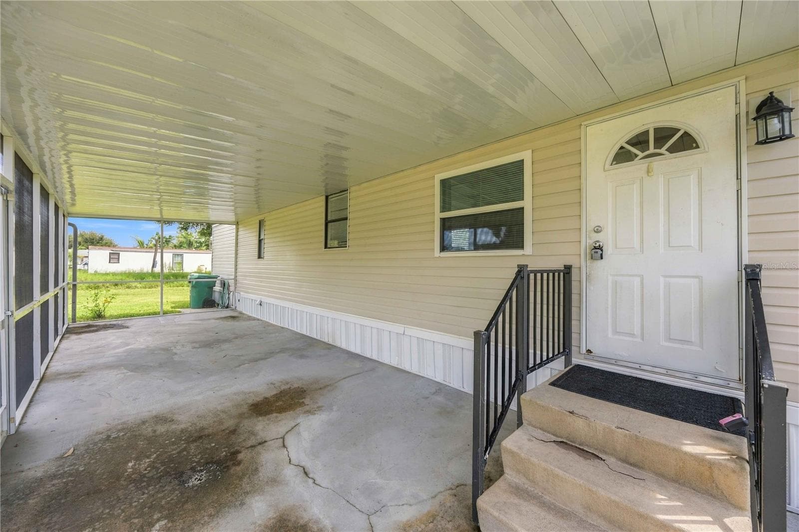 Manufactured Home at 6619 ORANGE BLOSSOM LN, PUNTA GORDA, photo 7 of 46