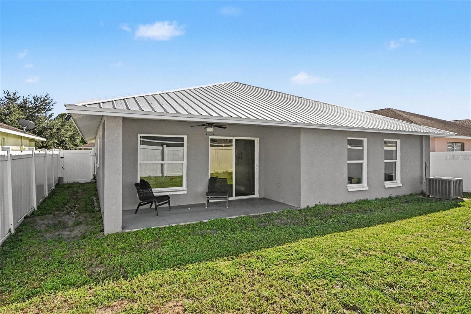 Single Family Residence at 1812 PEACEFUL PALM ST, RUSKIN, photo 24 of 31
