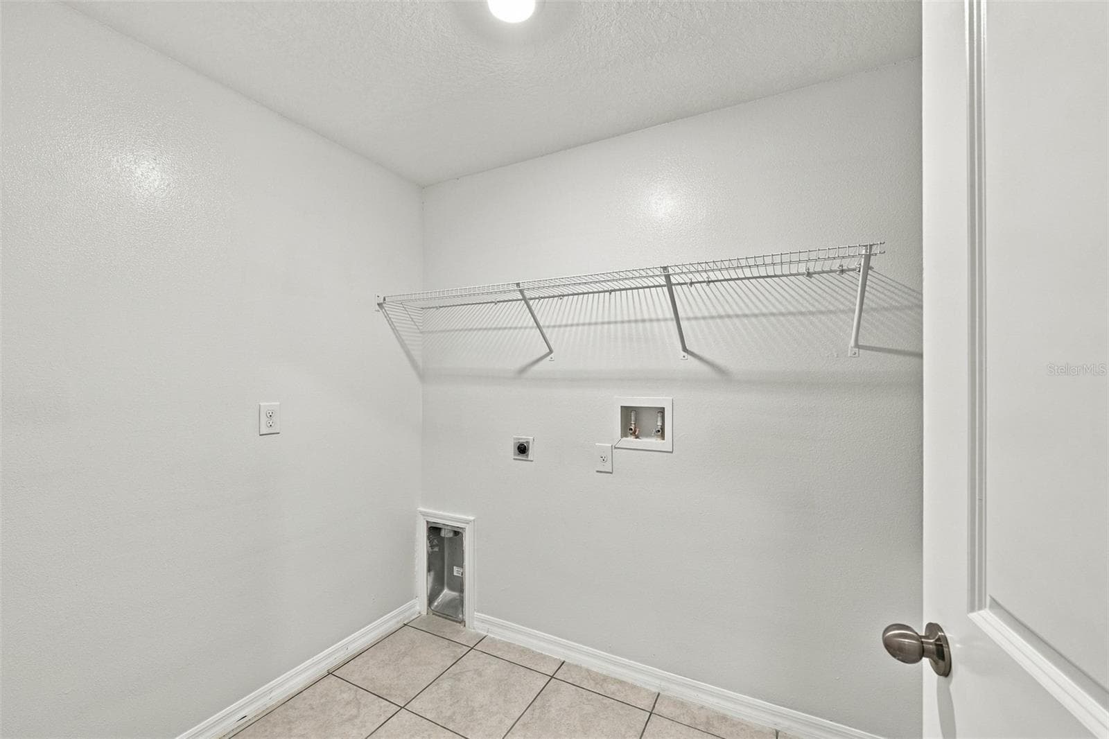 Single Family Residence at 16681 CARLTON POND ST, WIMAUMA, photo 36 of 50