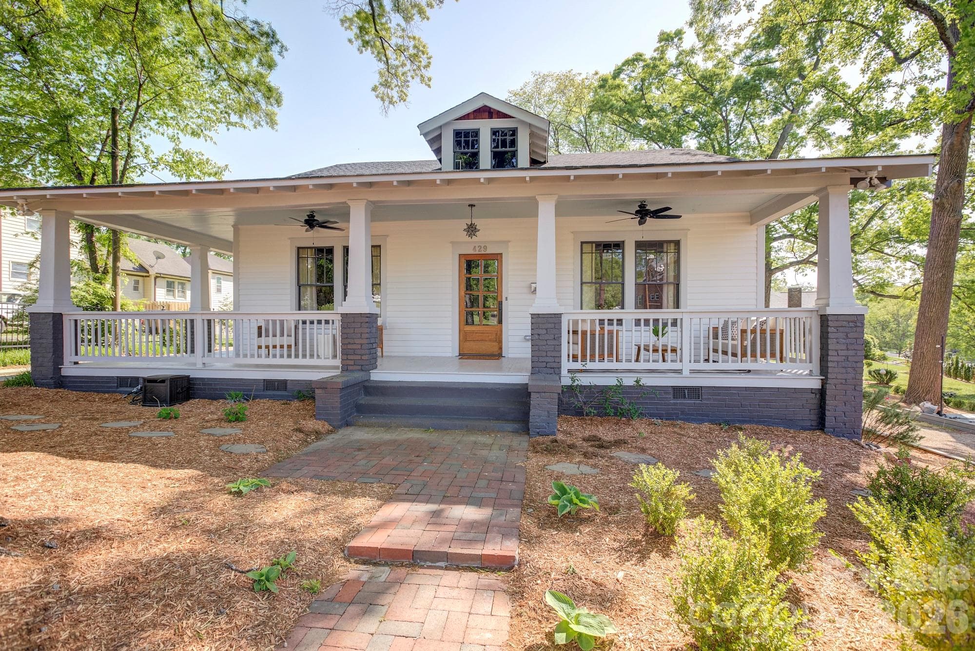 Single Family Residence at 429 West Park Avenue, Charlotte