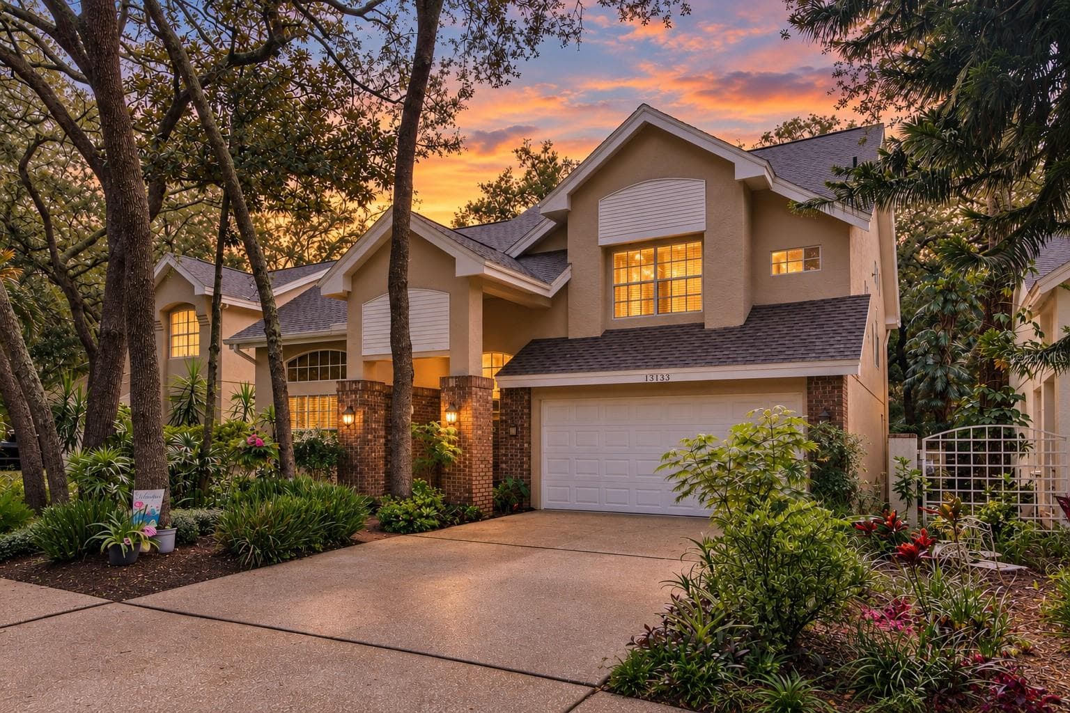 13133 GREENGAGE LN