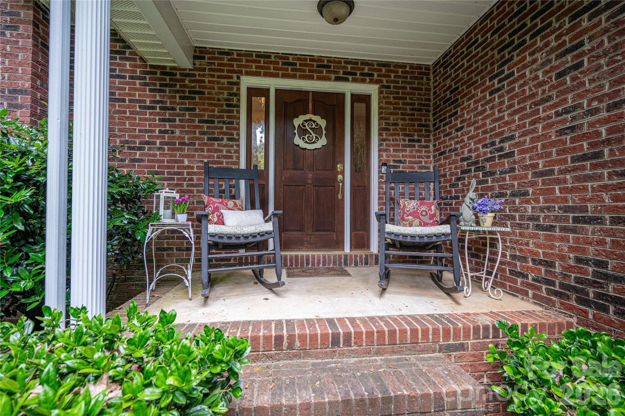 Single Family Residence at 645 Deerfield Drive, Mount Holly, photo 6 of 14
