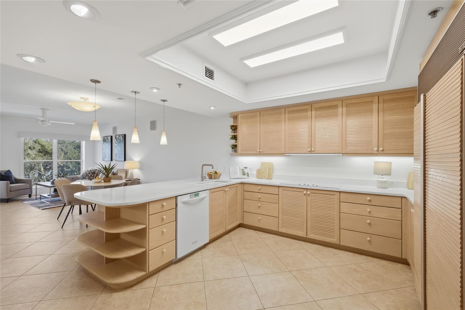 Condominium at 2550 HARBOURSIDE DR #333, LONGBOAT KEY, photo 15 of 44