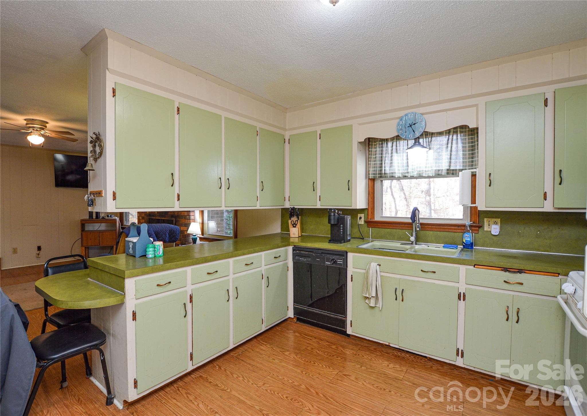 Single Family Residence at Statesville, photo 18 of 44