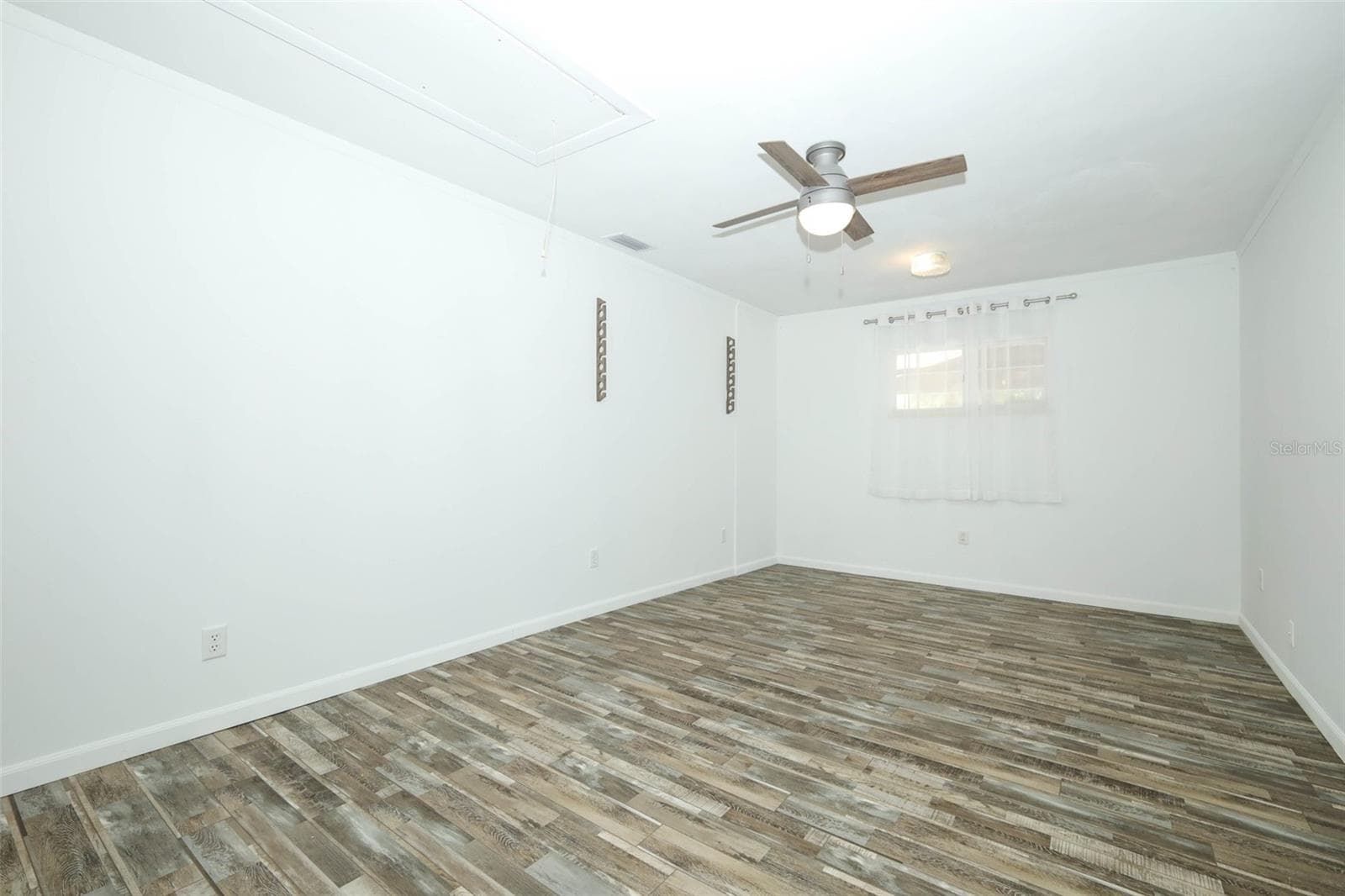 Single Family Residence at 60 PARK LN, DEBARY, photo 25 of 59