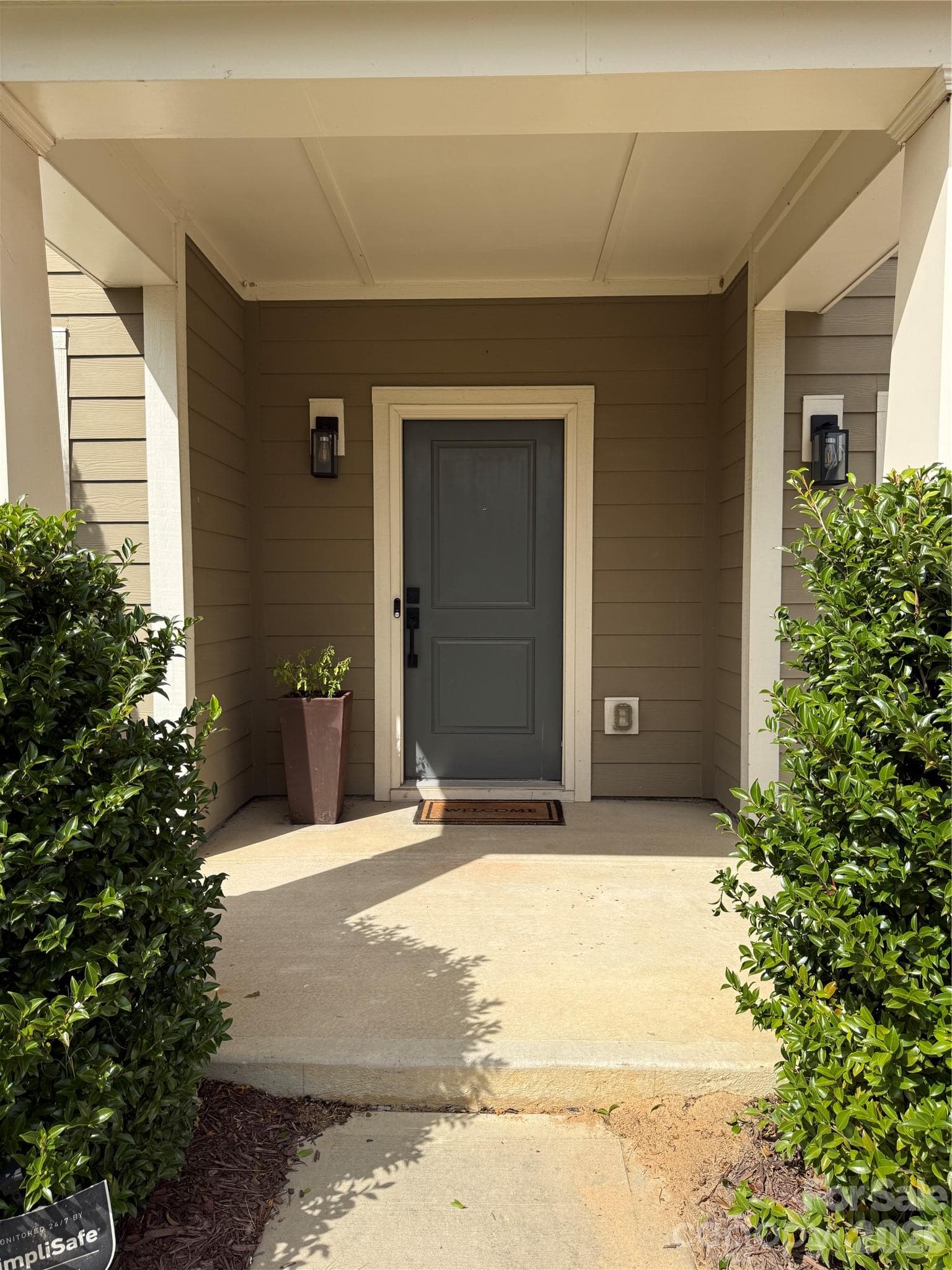 Single Family Residence at 2030 Pine Siskin Court, Indian Land, photo 3 of 13