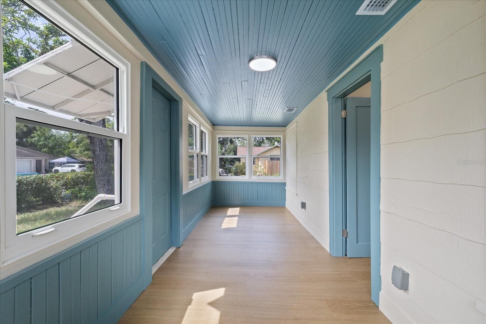 Single Family Residence at 3501 17TH AVE S, ST PETERSBURG, photo 6 of 26