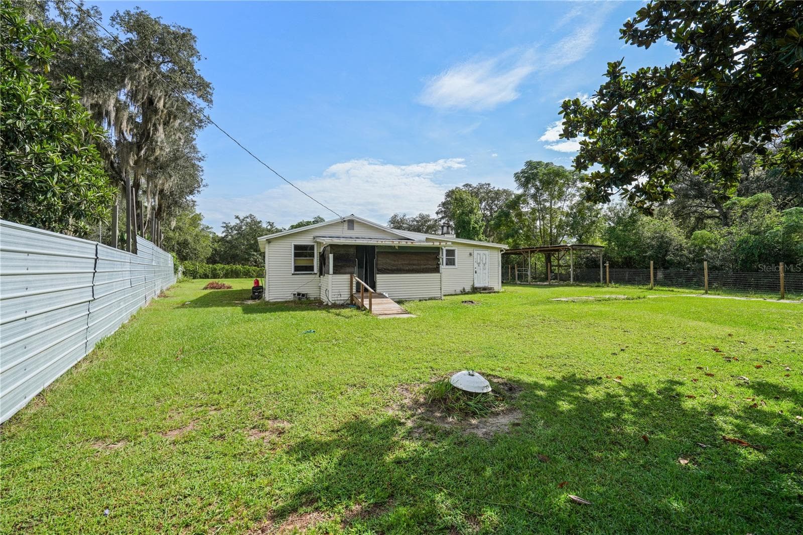 Single Family Residence at 14965 SE 217TH TER, UMATILLA, photo 2 of 44