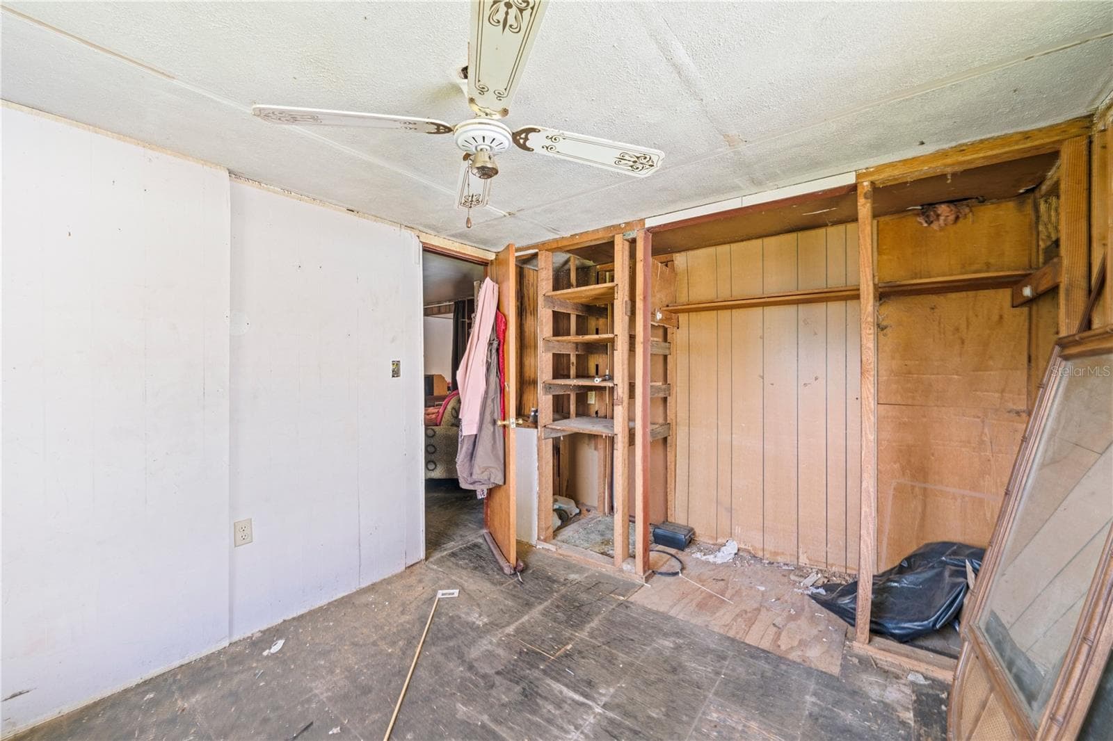 Single Family Residence at 14965 SE 217TH TER, UMATILLA, photo 18 of 44