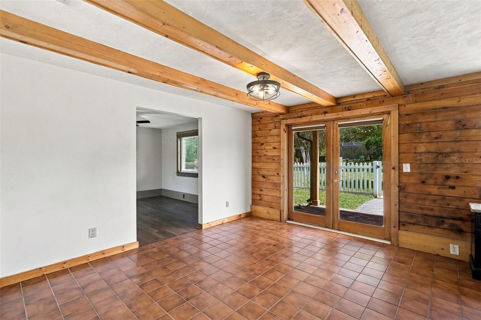 Single Family Residence at 340 KIWANIS CIR, CHULUOTA, photo 13 of 37