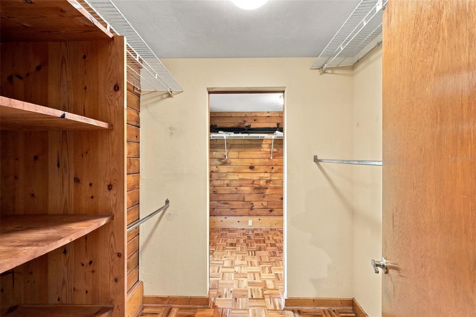 Single Family Residence at 340 KIWANIS CIR, CHULUOTA, photo 20 of 37