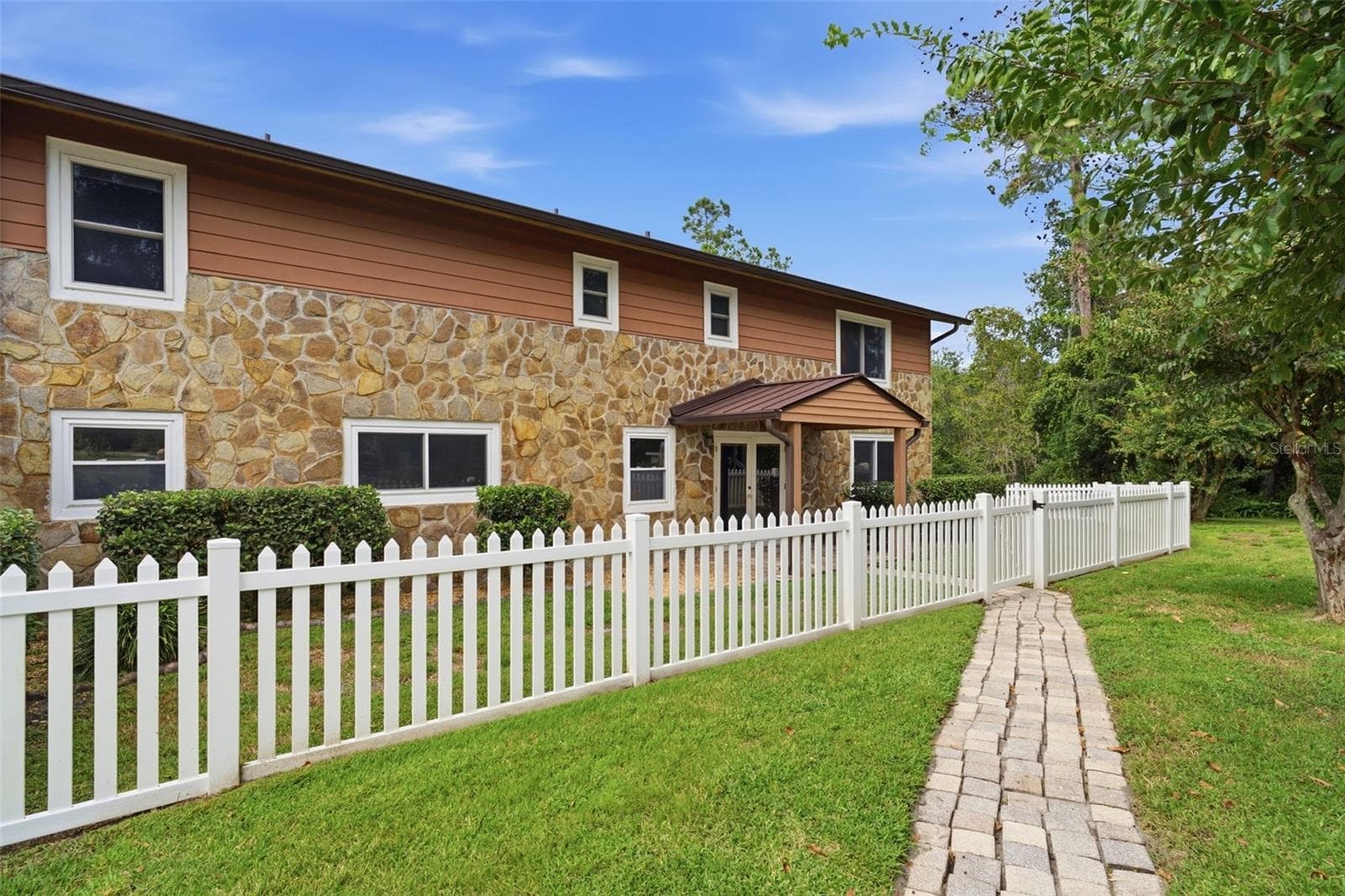 Single Family Residence at 340 KIWANIS CIR, CHULUOTA, photo 32 of 37