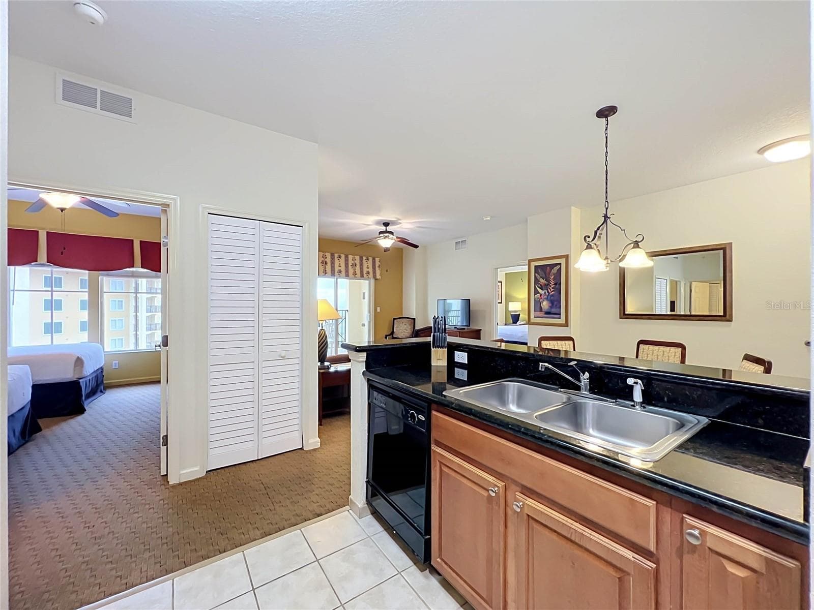 Condo - Hotel at 8101 RESORT VILLAGE DR #31204, ORLANDO, photo 13 of 71