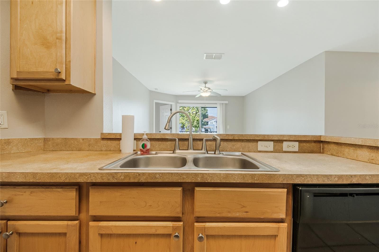 Condominium at 5974 LAKE POINTE VILLAGE CIR #110, ORLANDO, photo 8 of 44