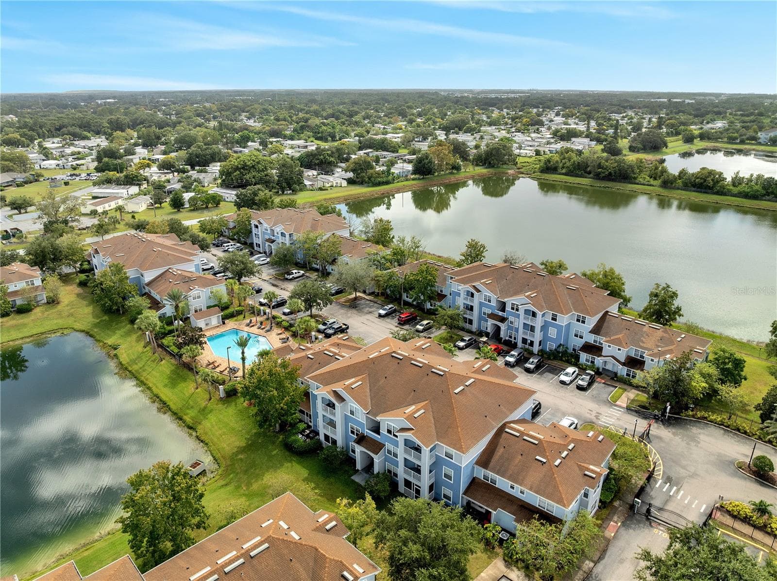 Condominium at 5974 LAKE POINTE VILLAGE CIR #110, ORLANDO, photo 40 of 44