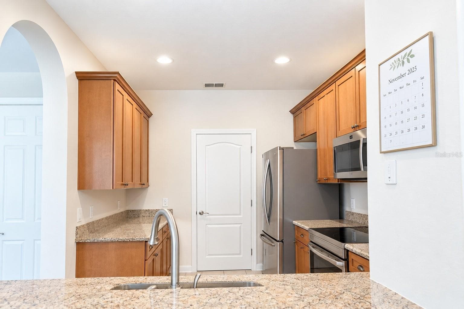 Townhouse at 6063 STRADA ISLE WAY, ORLANDO, photo 11 of 32