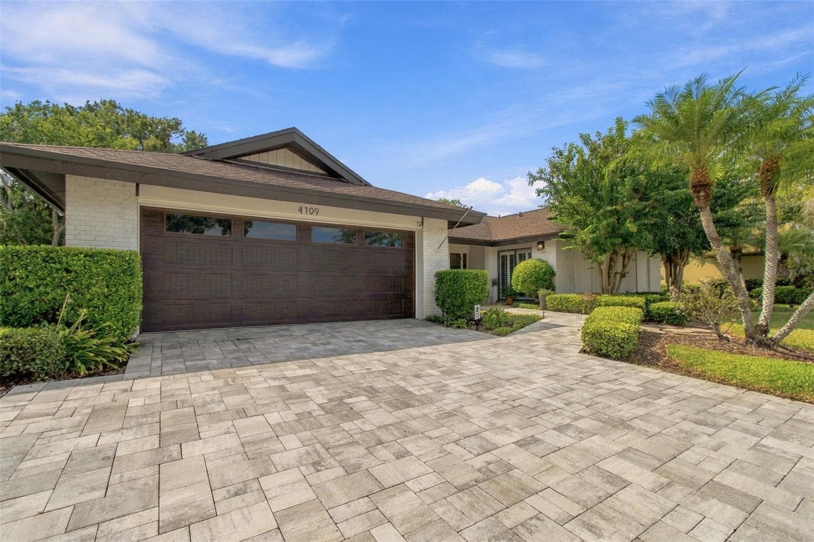 Single Family Residence at 4109 CROSSWATER DR, TAMPA, photo 3 of 63