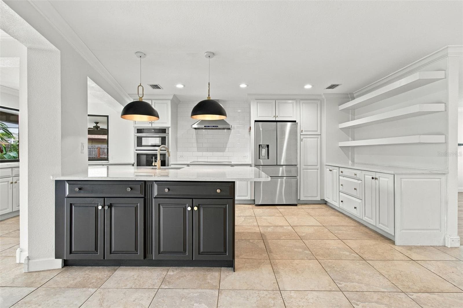 Single Family Residence at 4109 CROSSWATER DR, TAMPA, photo 12 of 63