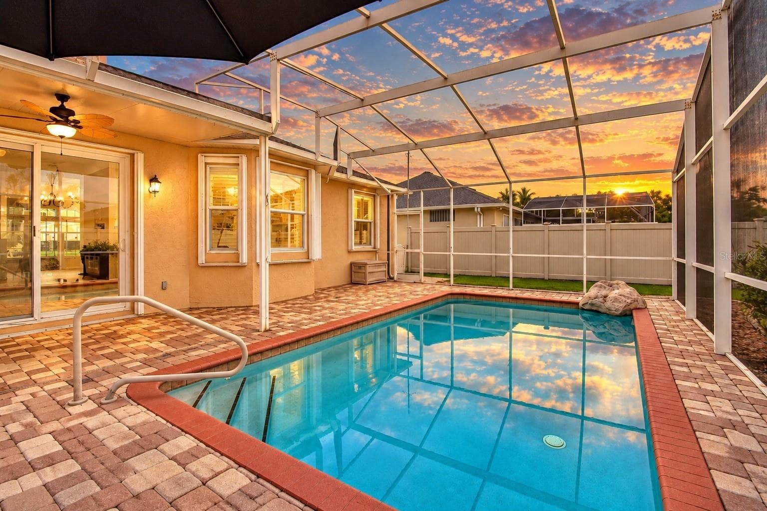 Solar heated pool - 122 SAN REMO DR, EDGEWATER