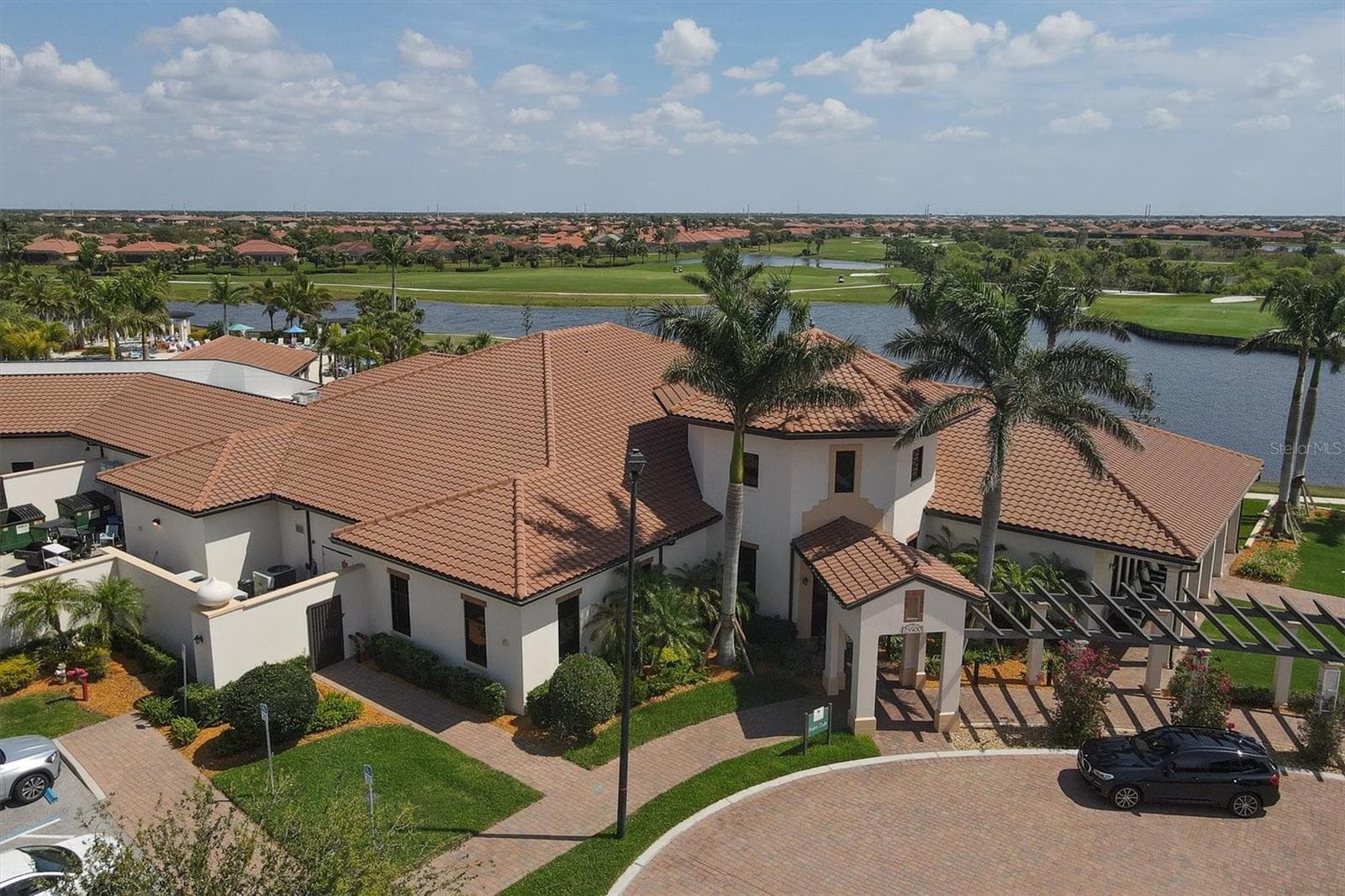 Villa at 24033 CANTERWOOD WAY, VENICE, photo 58 of 86