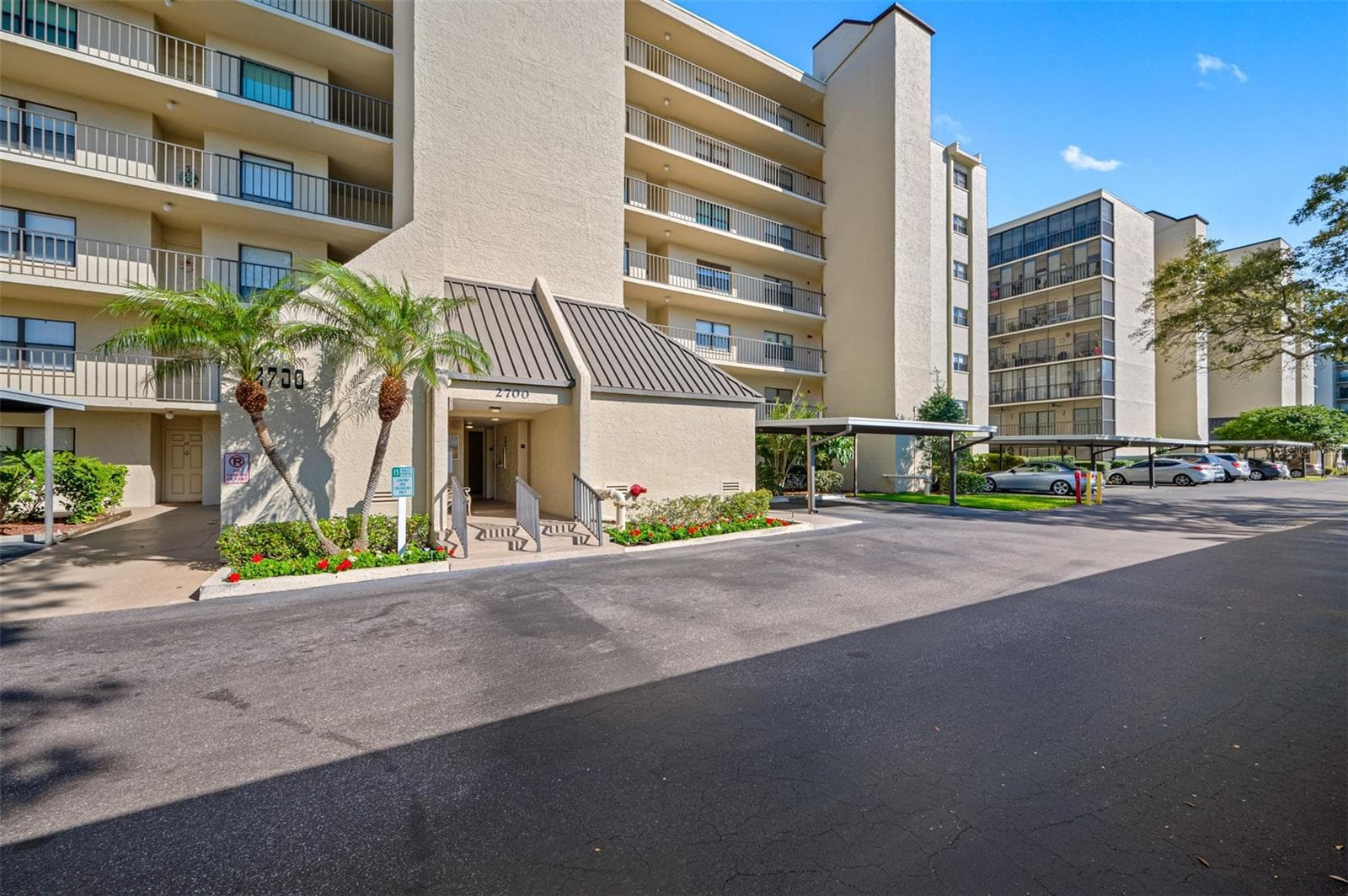 2700 Building with Elevator - 2700 COVE CAY DR #1-3B, CLEARWATER