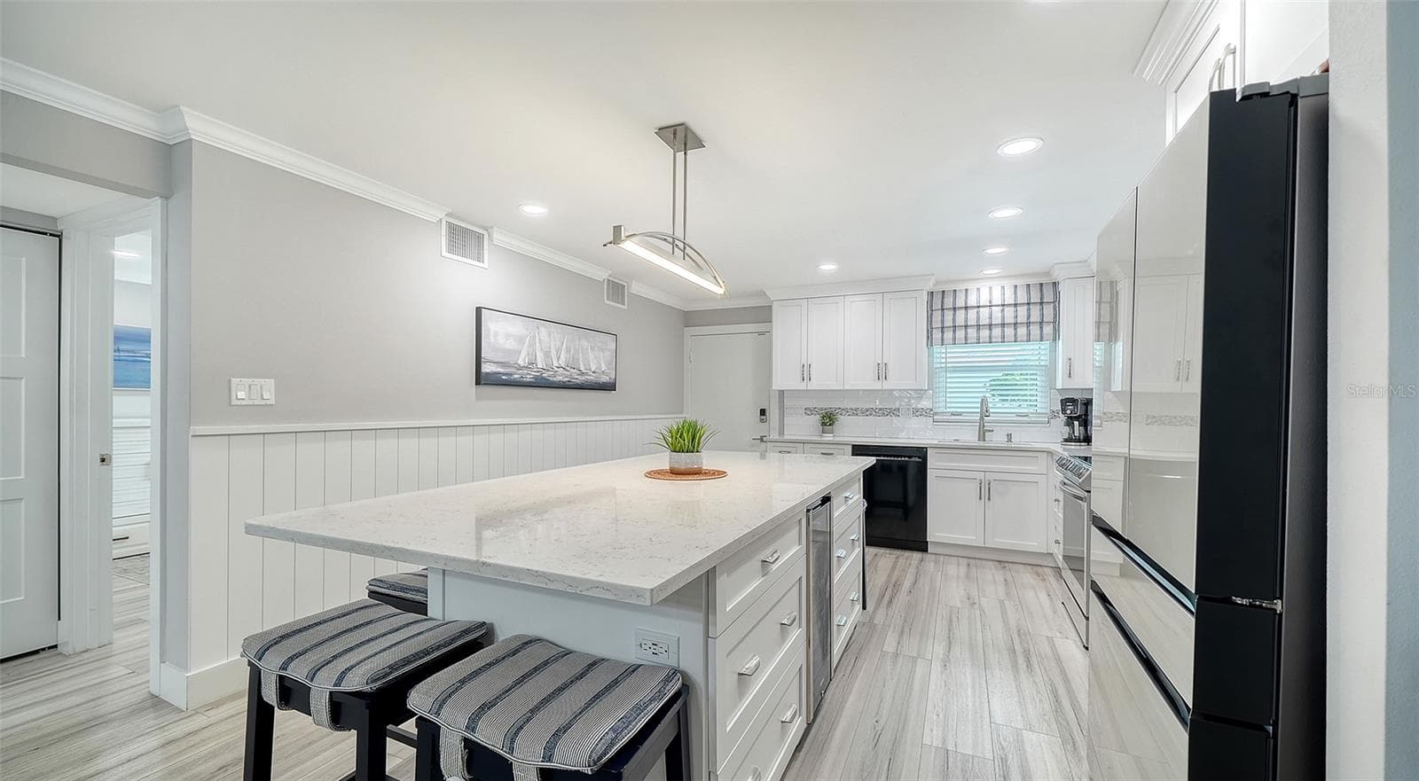 Condominium at 5600 BEACH WAY DR #207, SARASOTA, photo 16 of 34