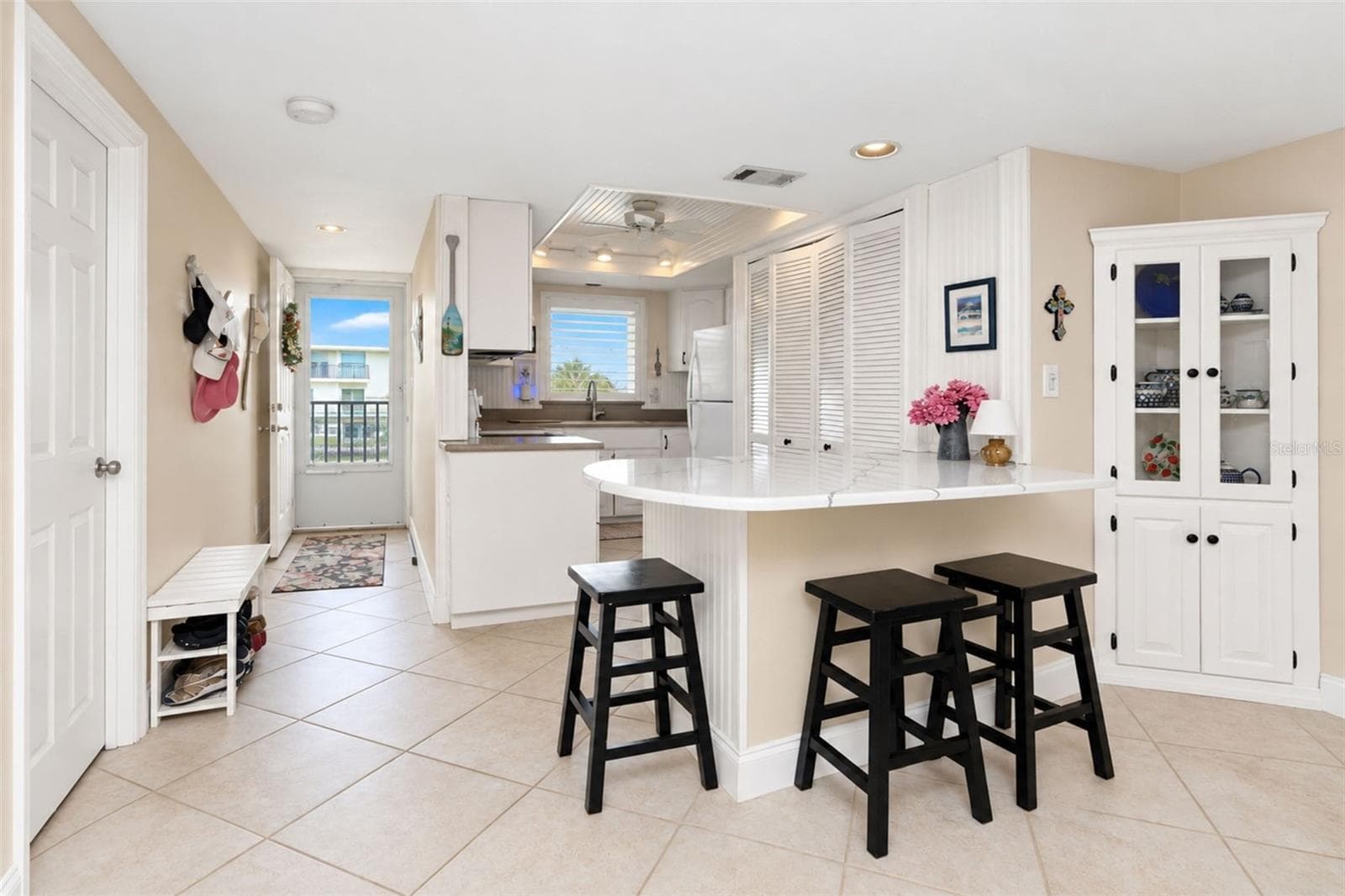 Kitchen with Breakfast Bar - 2700 N BEACH RD #A105, ENGLEWOOD