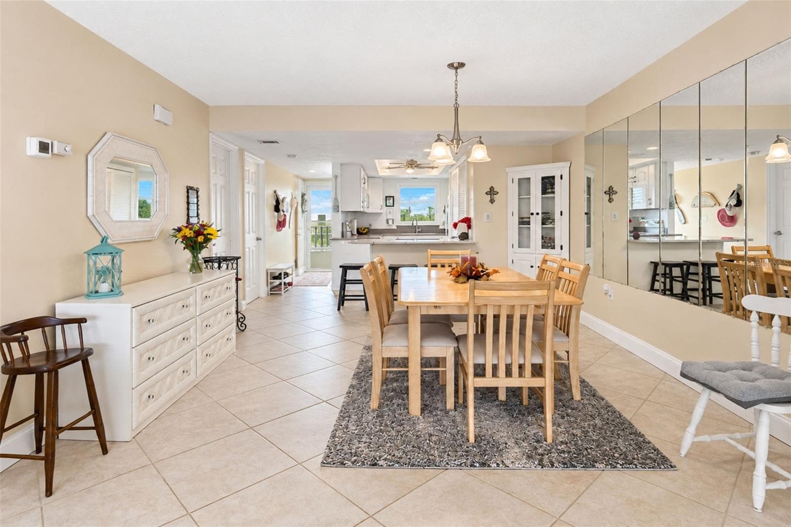 Dining Room - 2700 N BEACH RD #A105, ENGLEWOOD