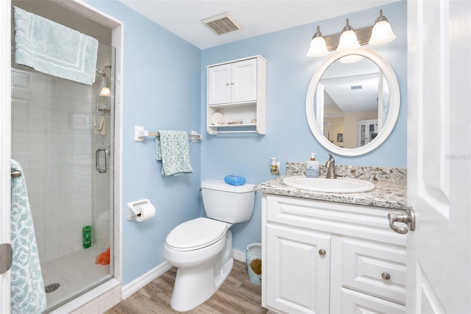 Main Bathroom - 2700 N BEACH RD #A105, ENGLEWOOD