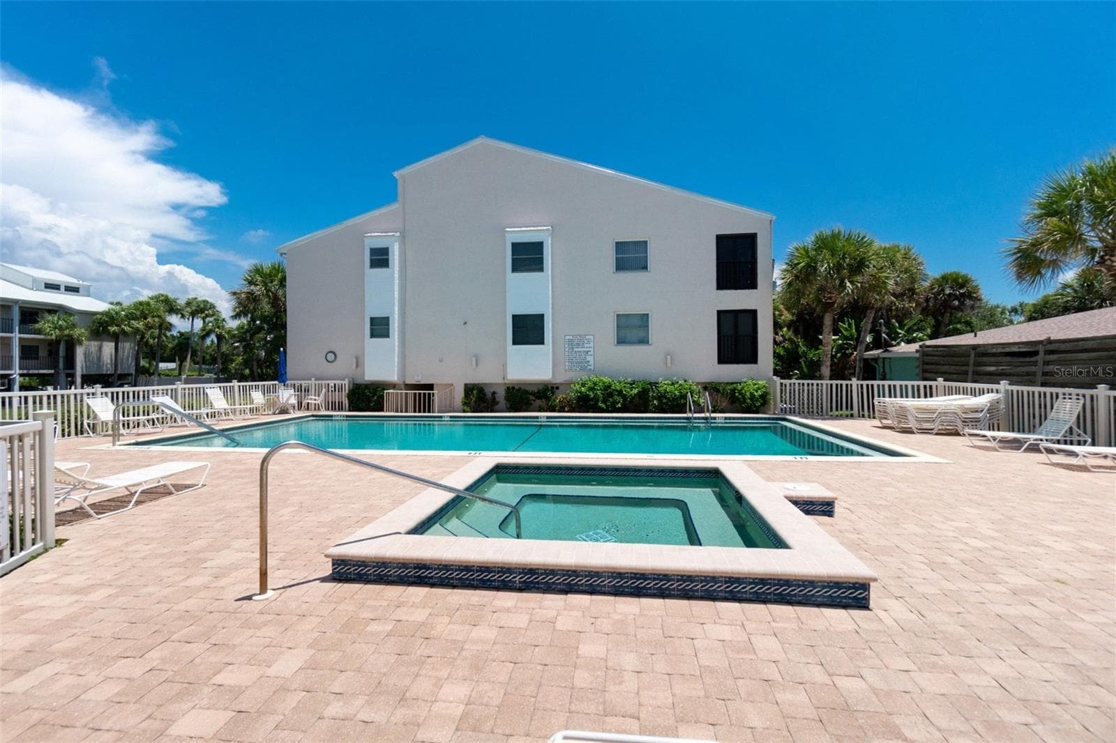 Community Pool - 2700 N BEACH RD #A105, ENGLEWOOD