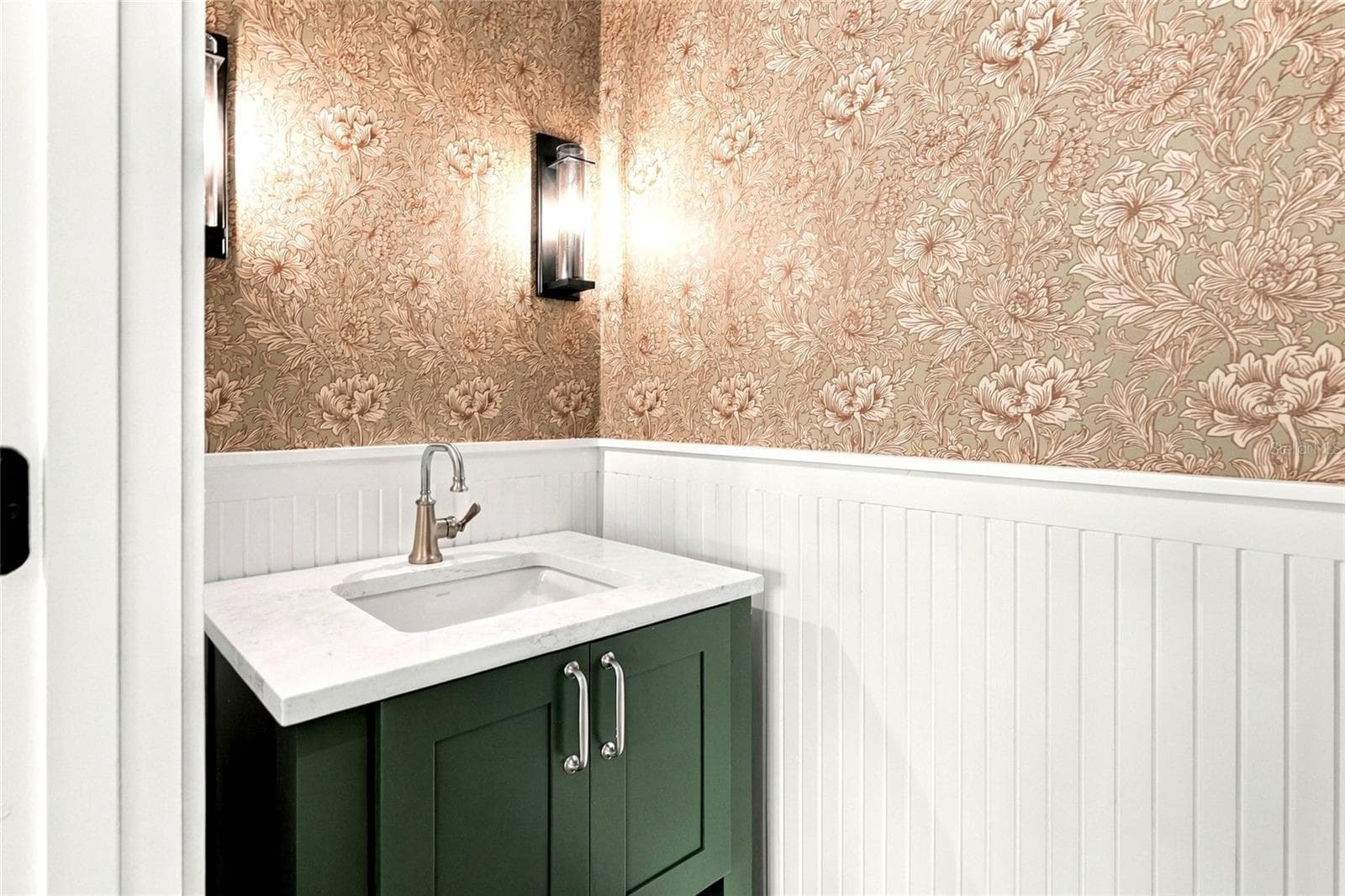 1st Floor Half Bath - 2544 1ST AVE N, ST PETERSBURG