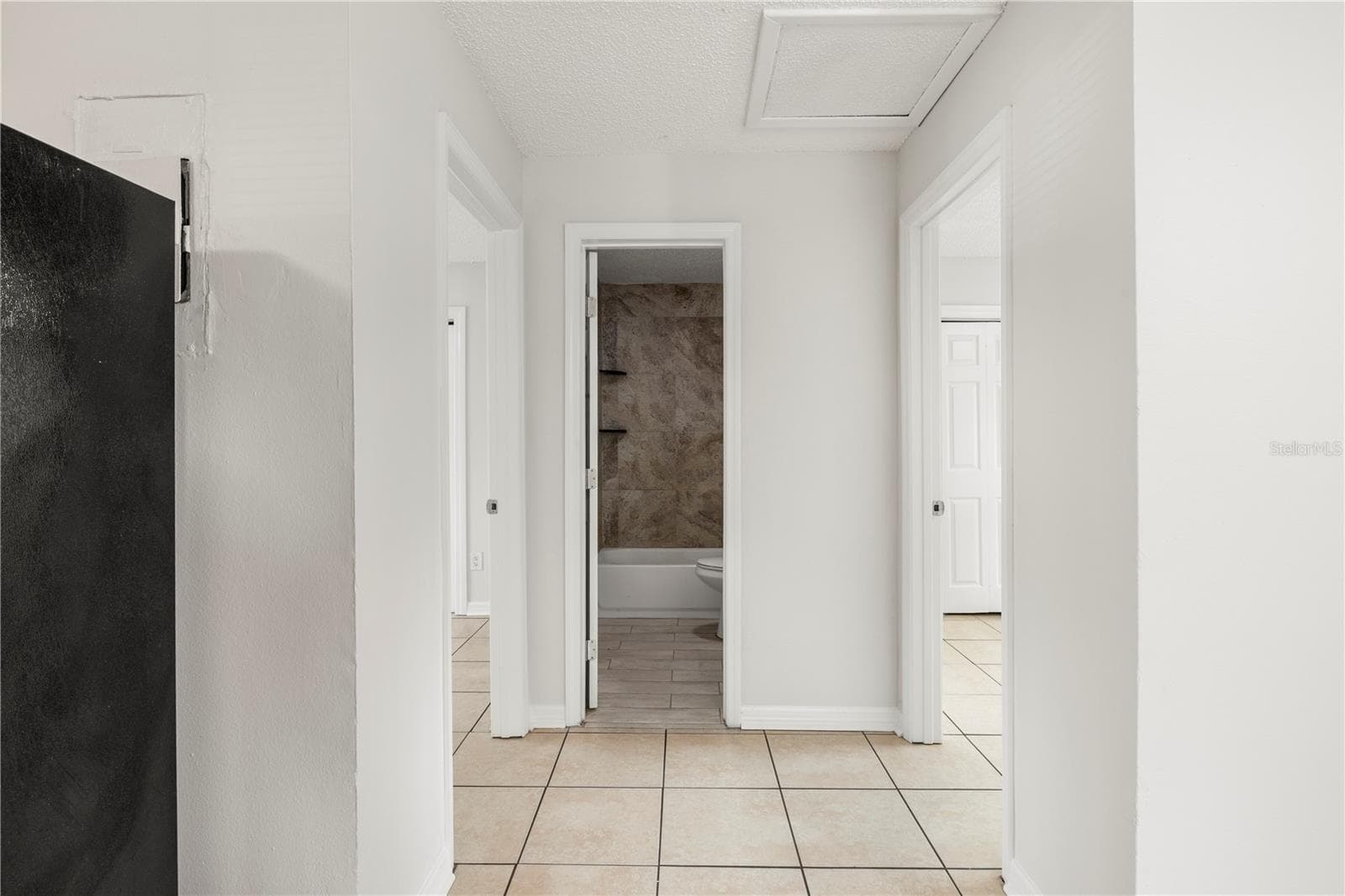 Unit A- Hallway - 3413 N 53RD ST, TAMPA