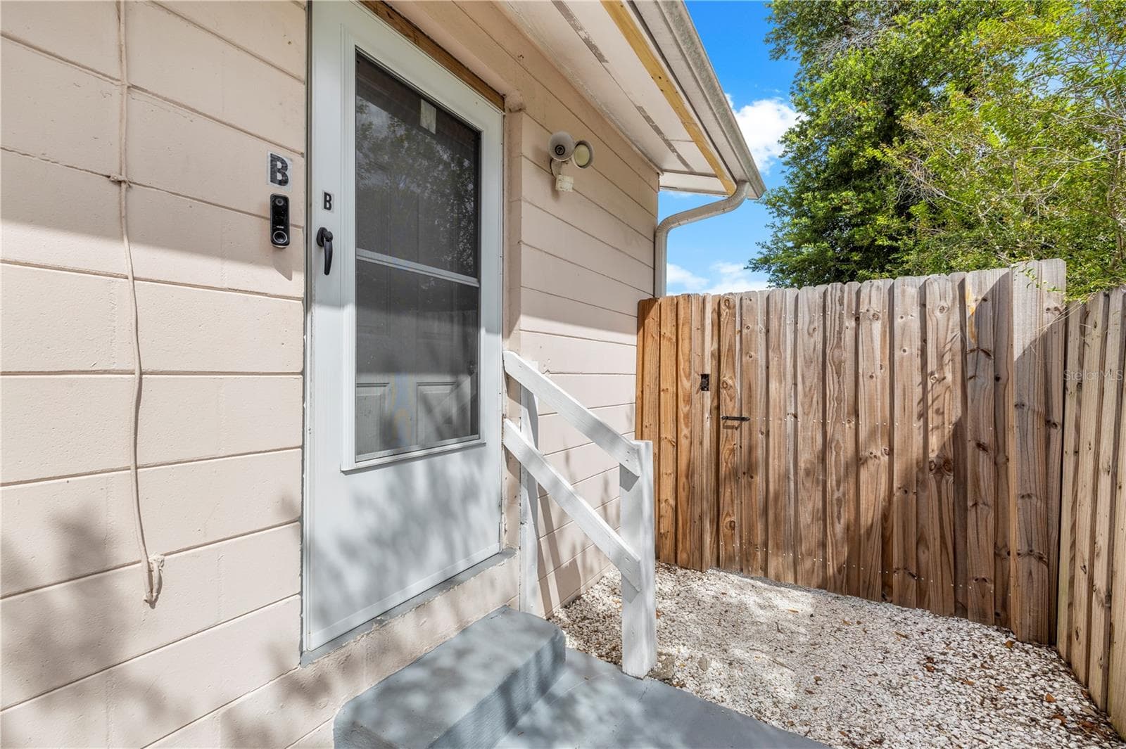 Unit B- Front Door - 3413 N 53RD ST, TAMPA