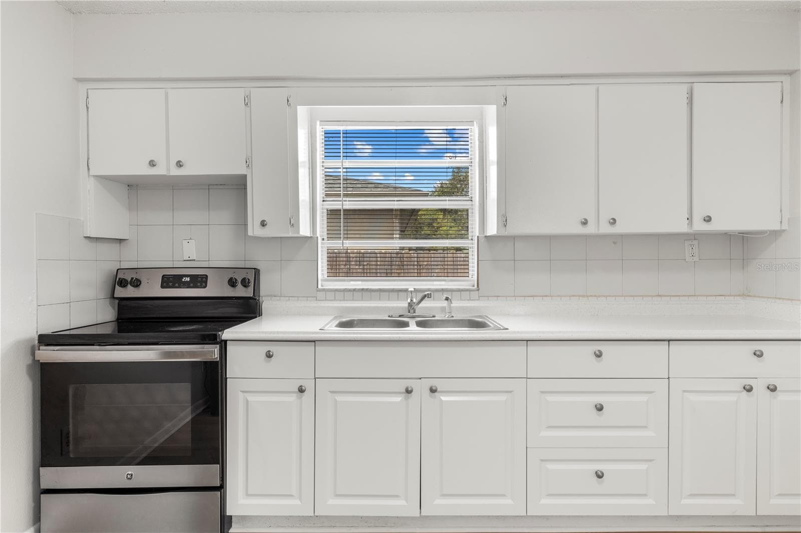 Unit B -Kitchen - 3413 N 53RD ST, TAMPA