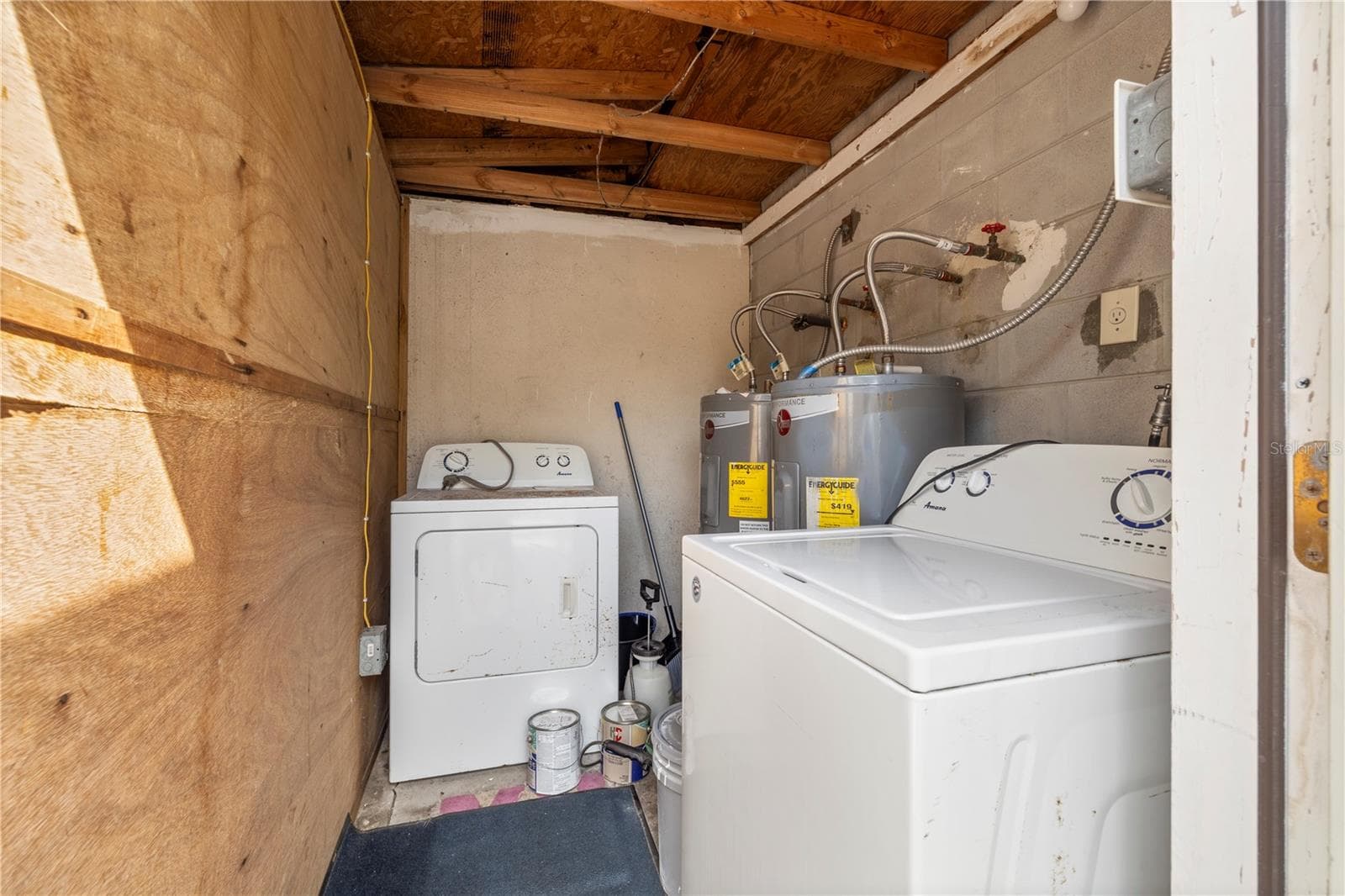 Shared Laundry Room - 3413 N 53RD ST, TAMPA