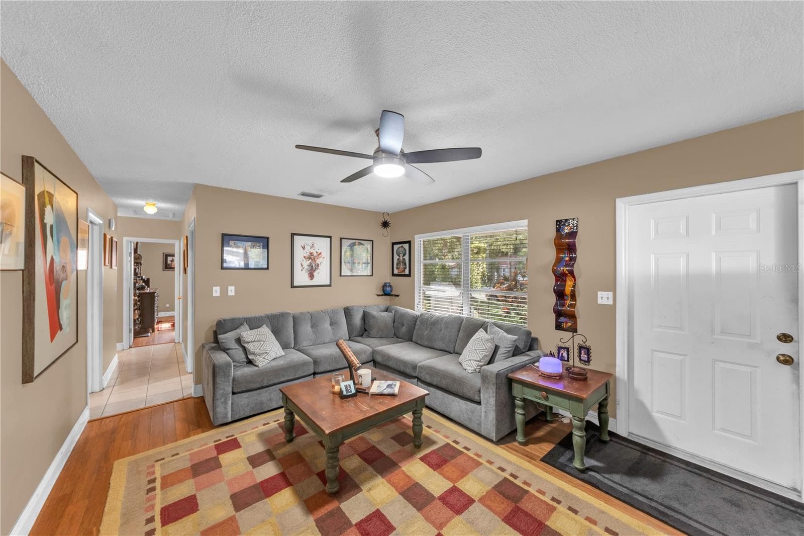 Single Family Residence at 1104 E LAMBRIGHT ST, TAMPA, photo 7 of 38