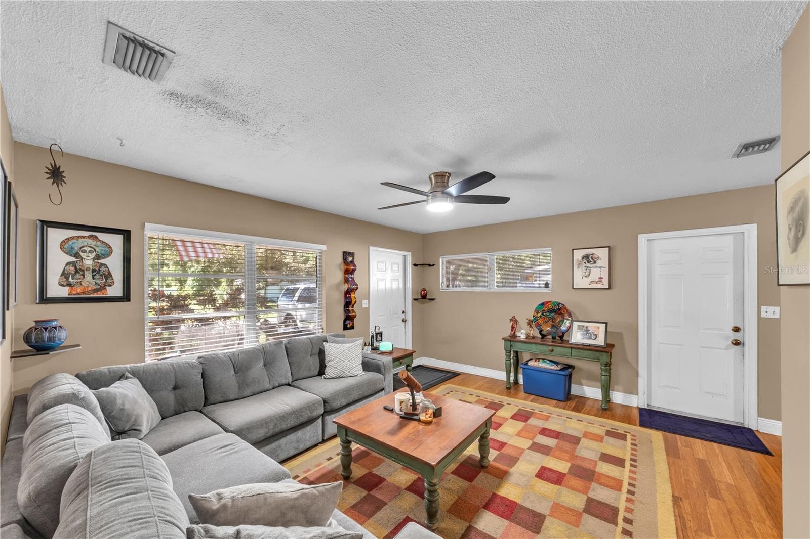 Single Family Residence at 1104 E LAMBRIGHT ST, TAMPA, photo 10 of 38