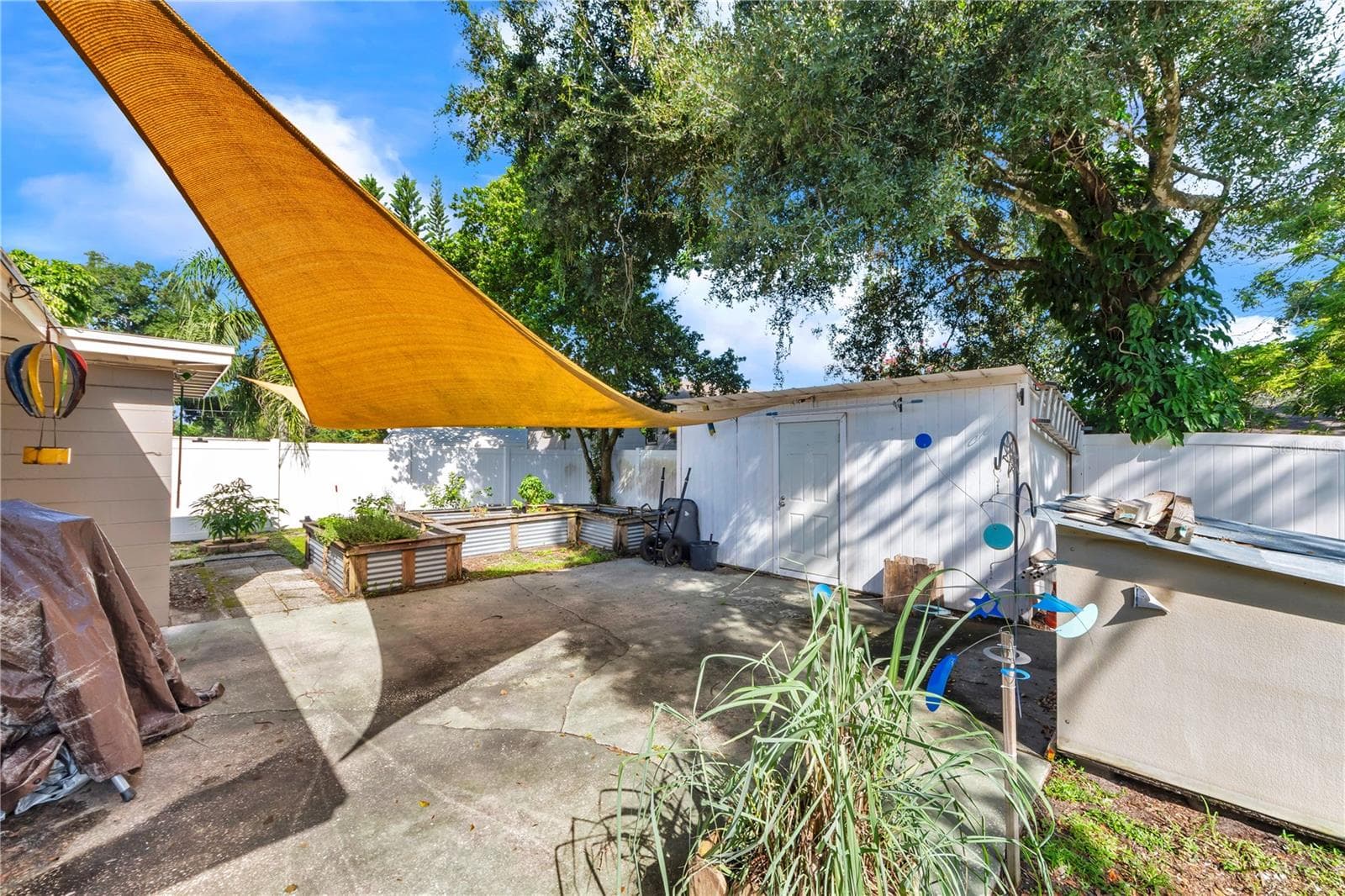 Single Family Residence at 1104 E LAMBRIGHT ST, TAMPA, photo 27 of 38