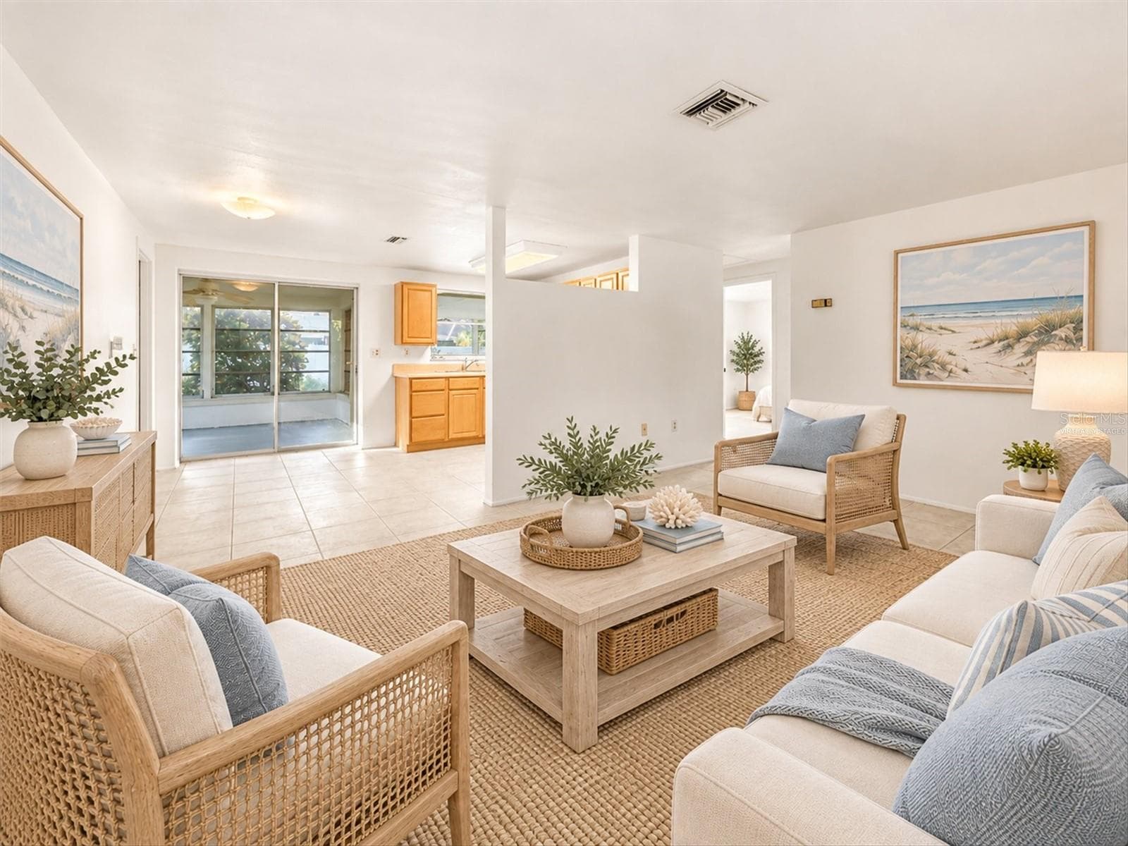Virtually Staged Photo - 260 SHAMROCK DR, VENICE
