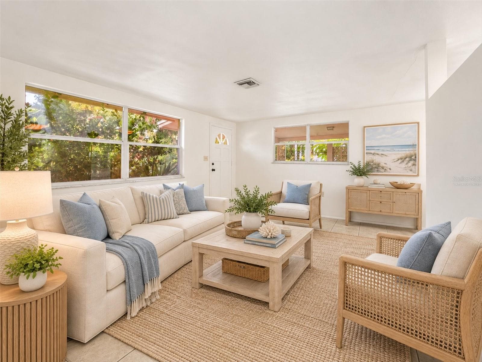 Virtually Staged Photo - 260 SHAMROCK DR, VENICE