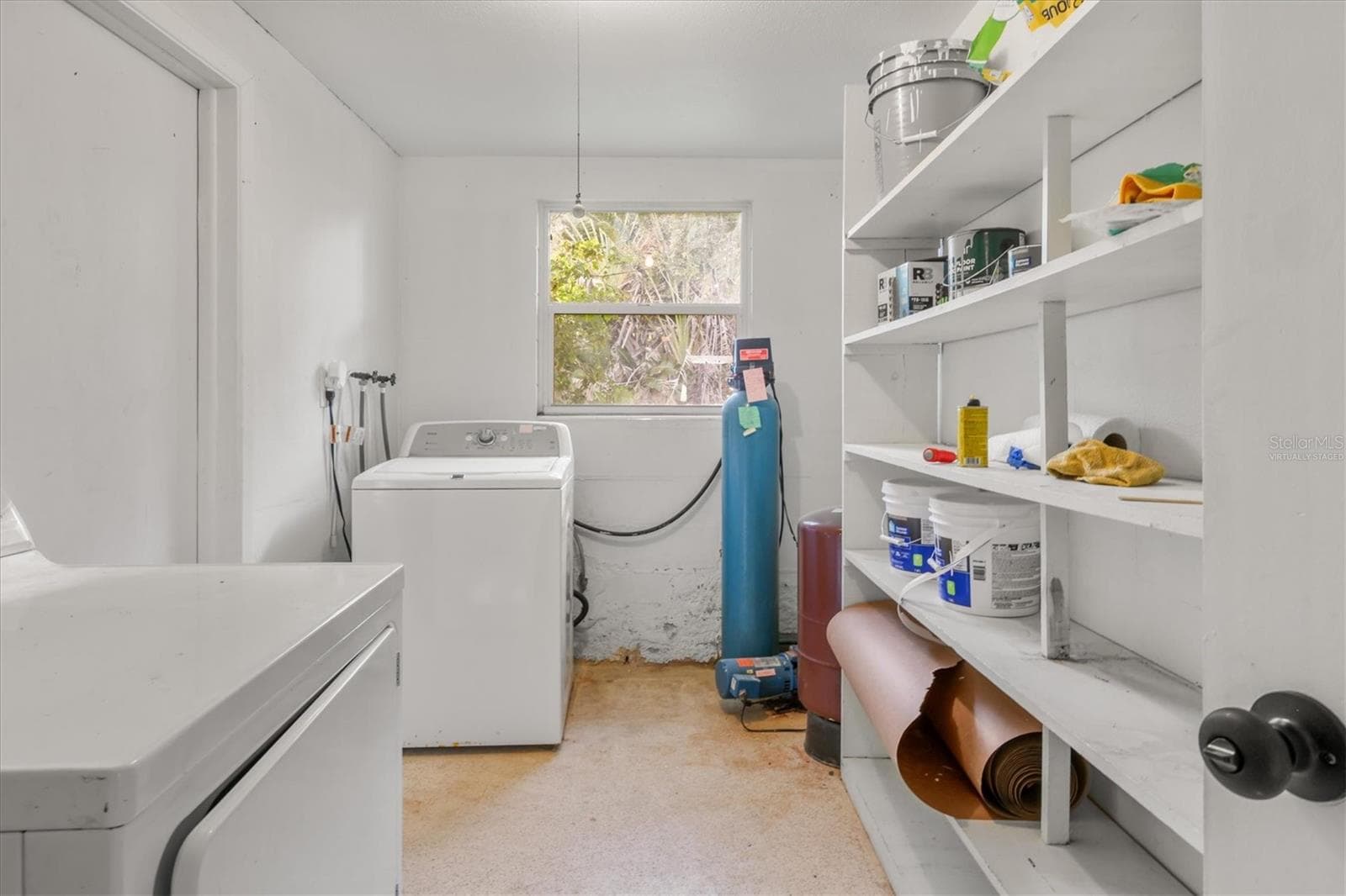 Virtually Staged Photo - 260 SHAMROCK DR, VENICE