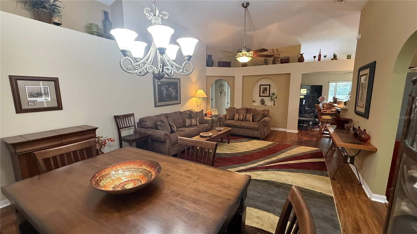 Warm Inviting Living Room - 2645 SW 20TH CIR, OCALA