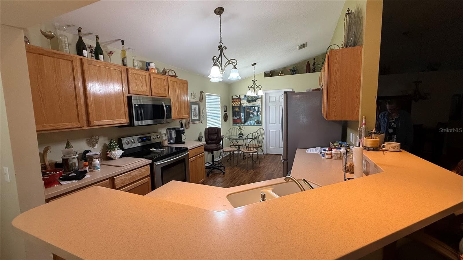 Corian Counter Tops - 2645 SW 20TH CIR, OCALA