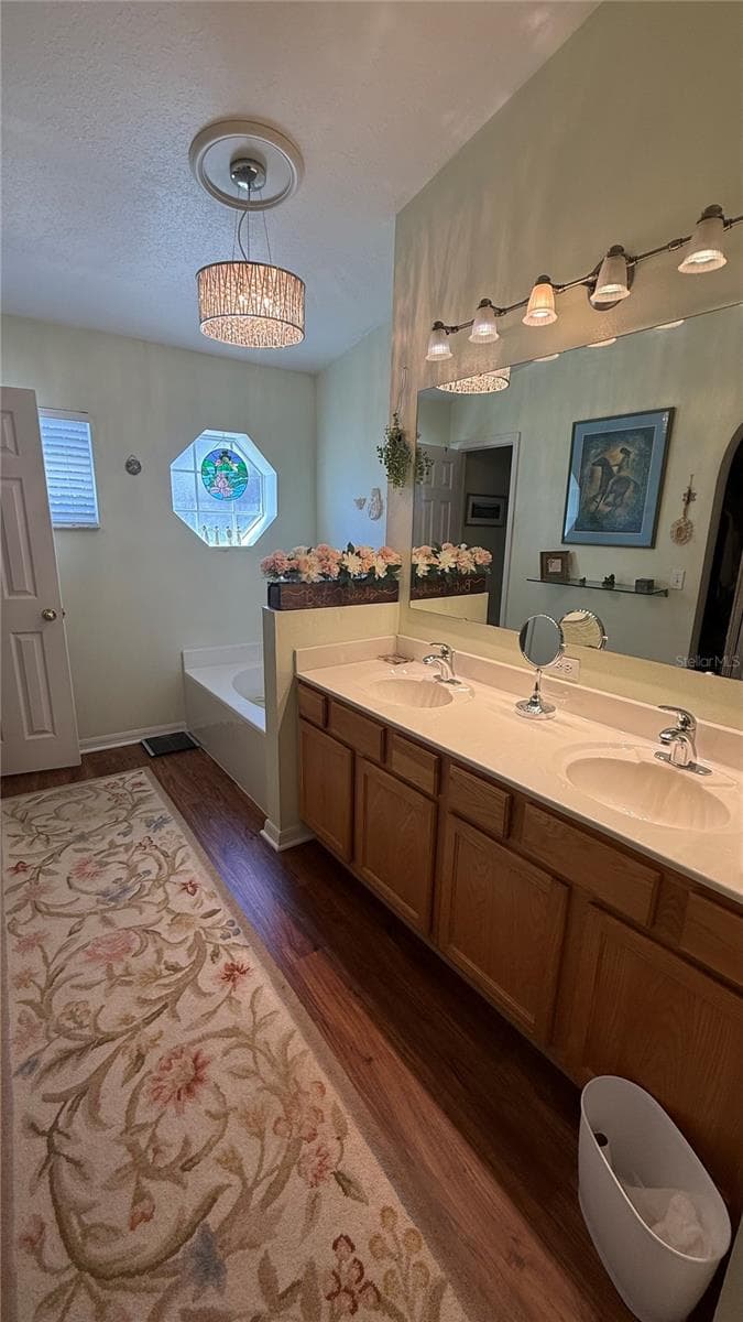 Primary Bathroom. His and Her Sinks - 2645 SW 20TH CIR, OCALA