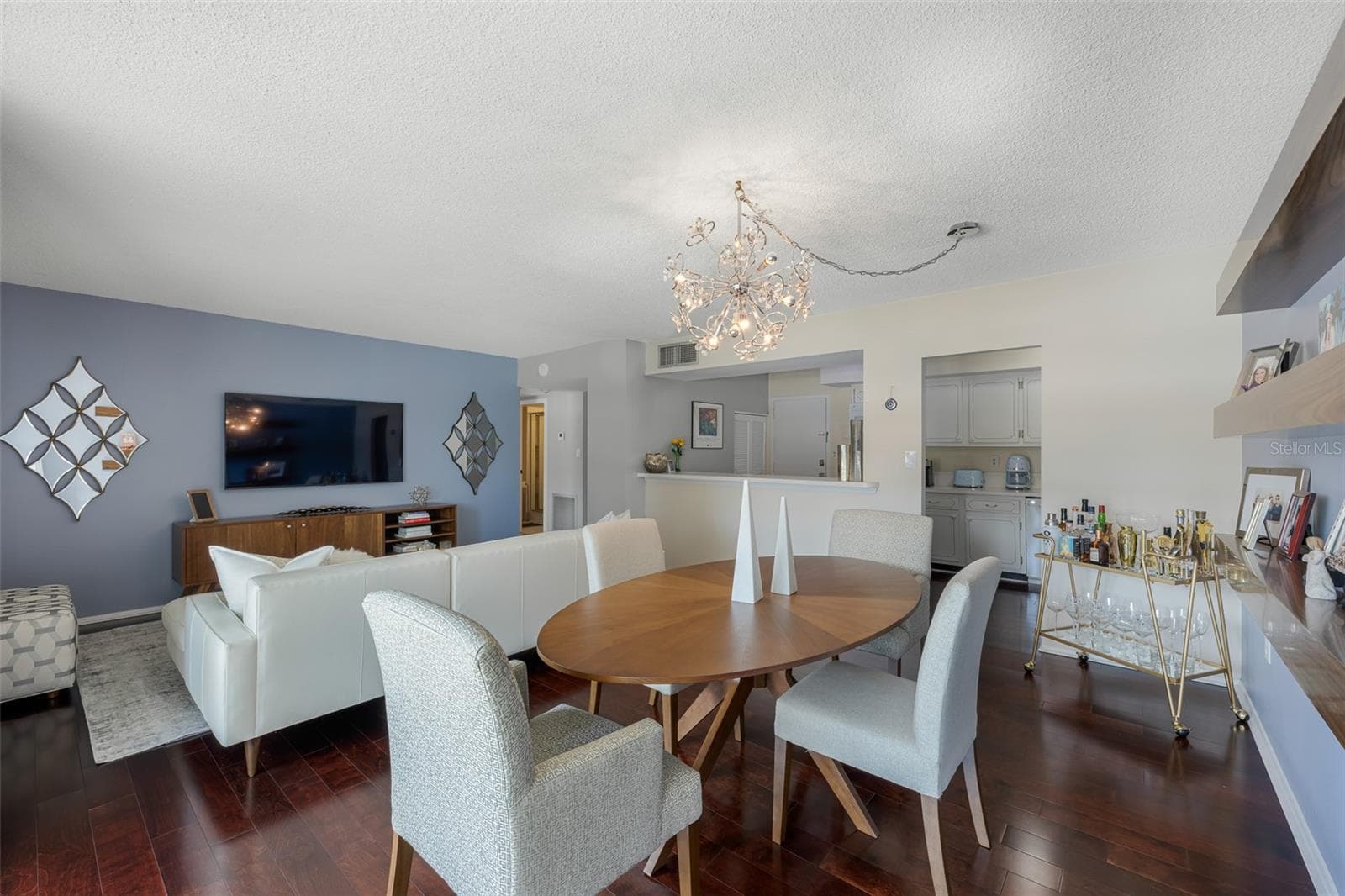 Condominium at 2401 BAYSHORE BLVD #203, TAMPA, photo 9 of 86